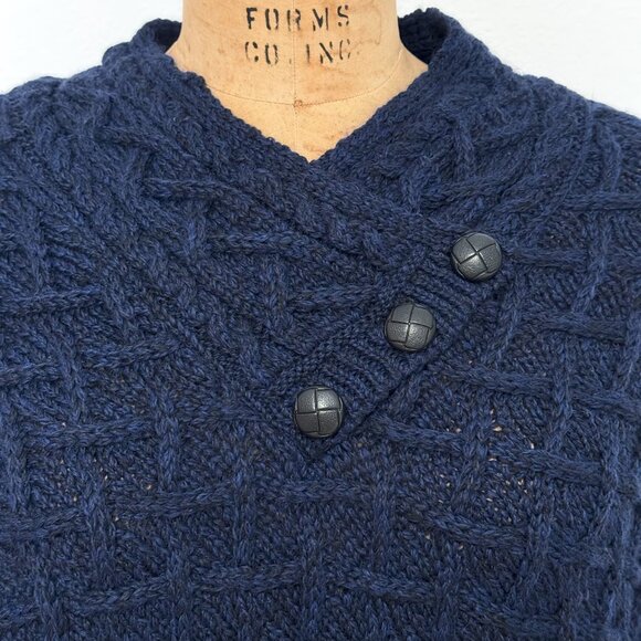 Nua Aran Crafts Dark Blue Merino Wool Cable Knit Poncho Size S/M - Picture 6 of 16